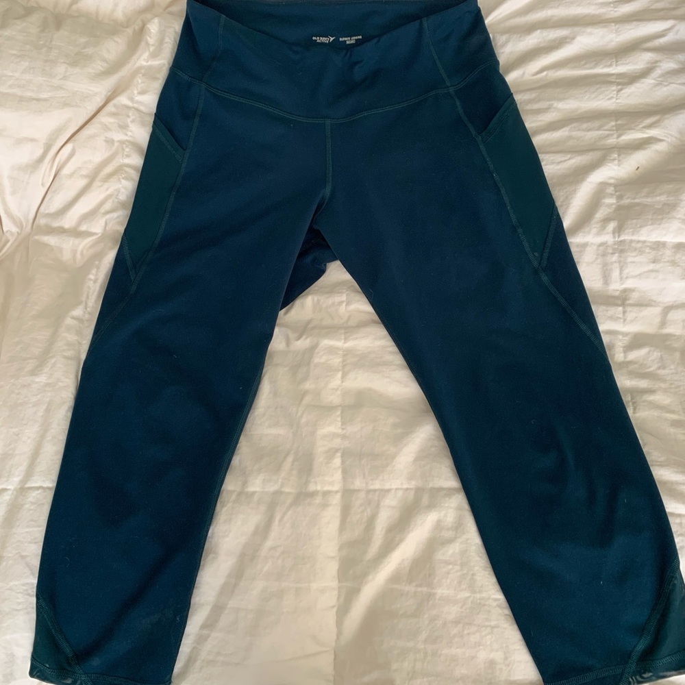 Old Navy Elevate High Rise Crop Legging XL